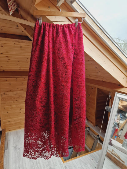 Lace Skirt (6/8)