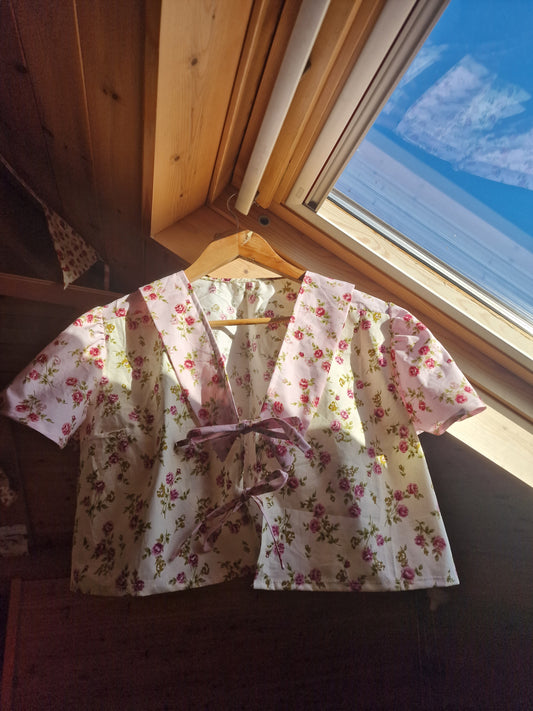 Cropped patchwork blouse (up to 40" bust)
