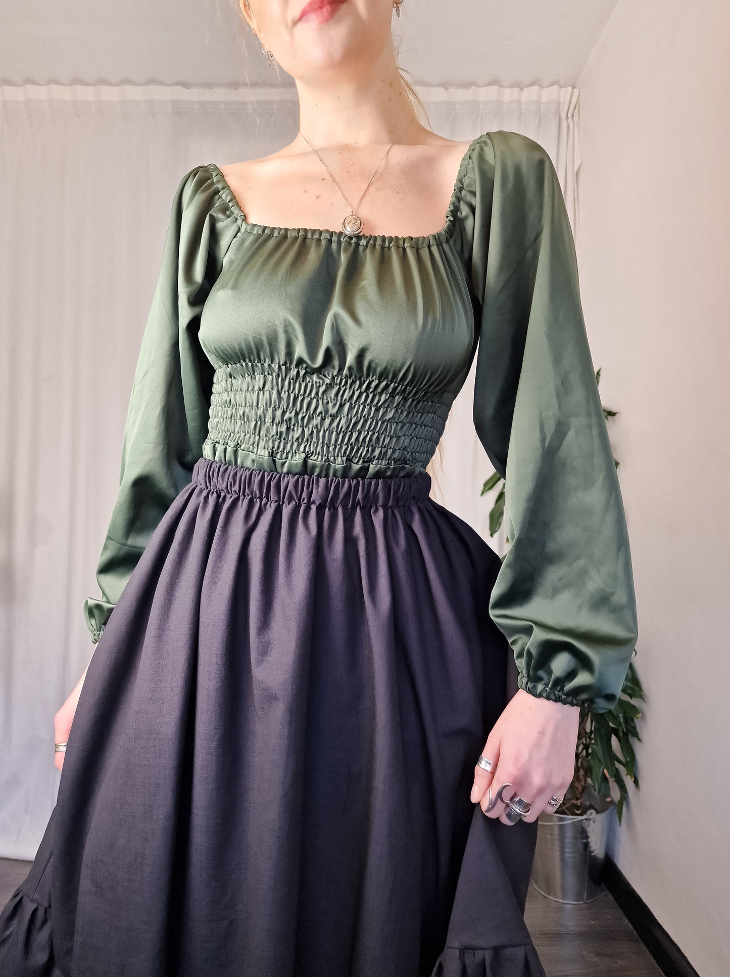 Frill Skirt (With Pockets)