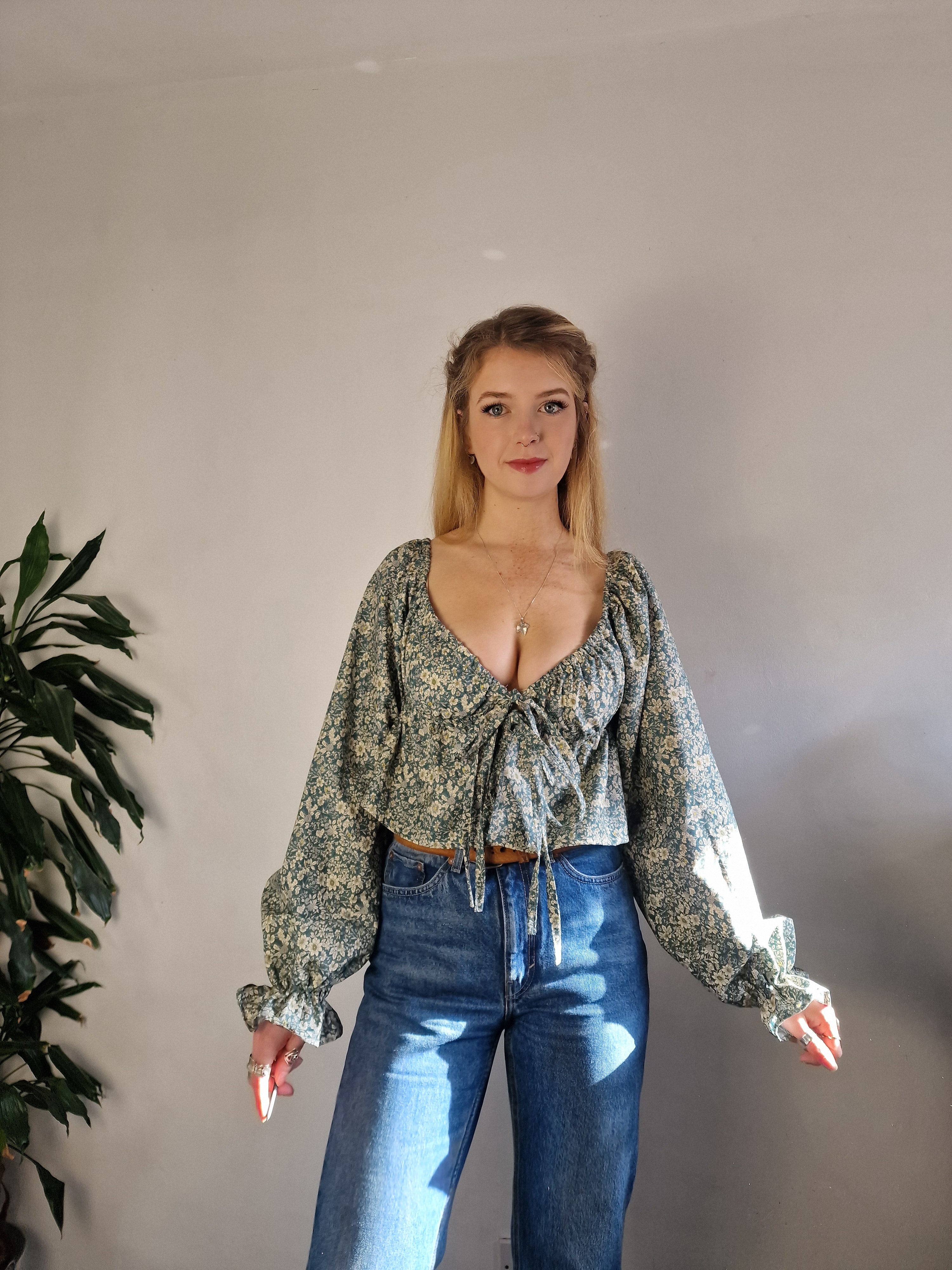 Babydoll Blouse (open or closed front, available in a range of fabrics)