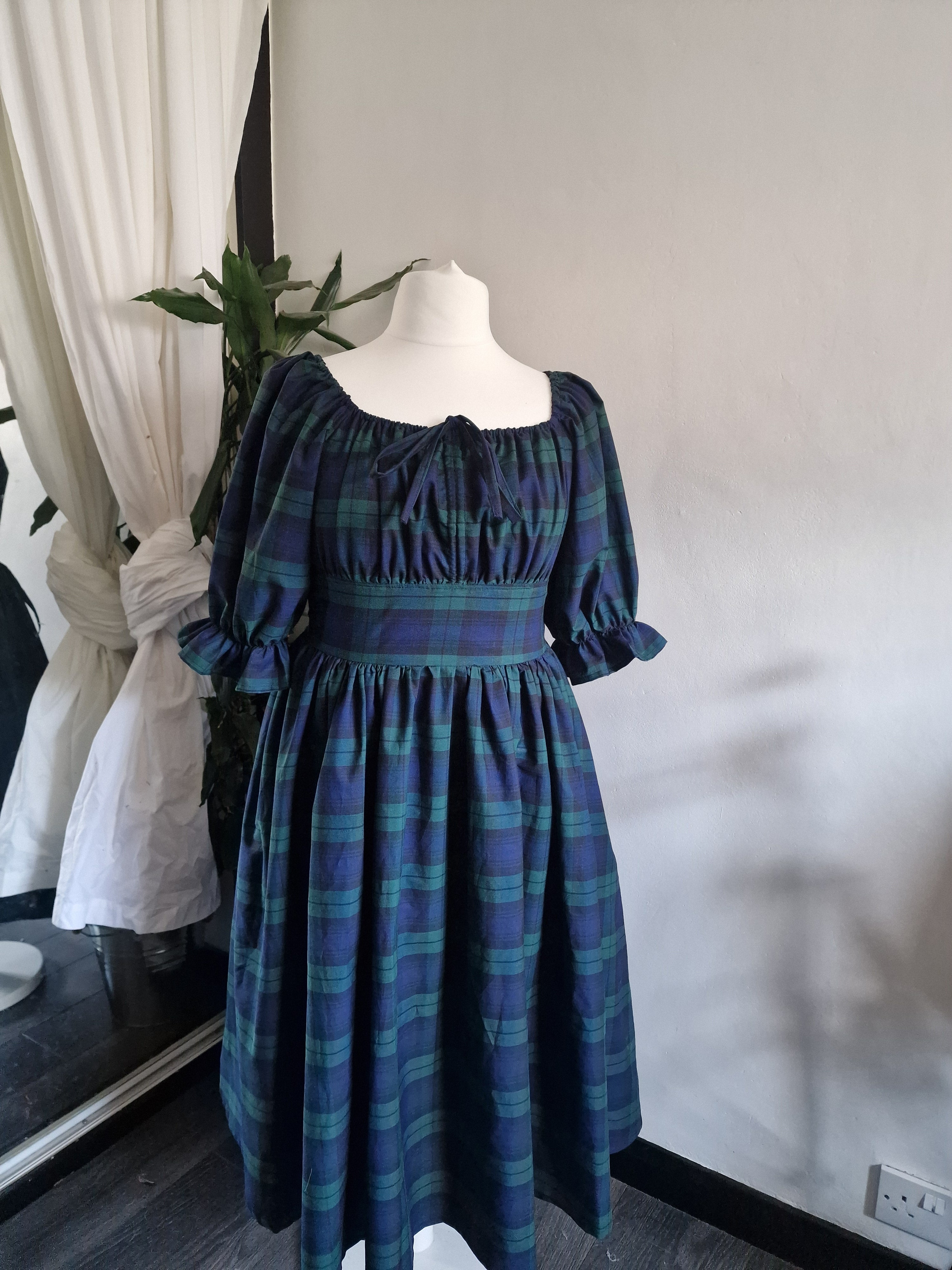Milkmaid Dress (Create Your Own)