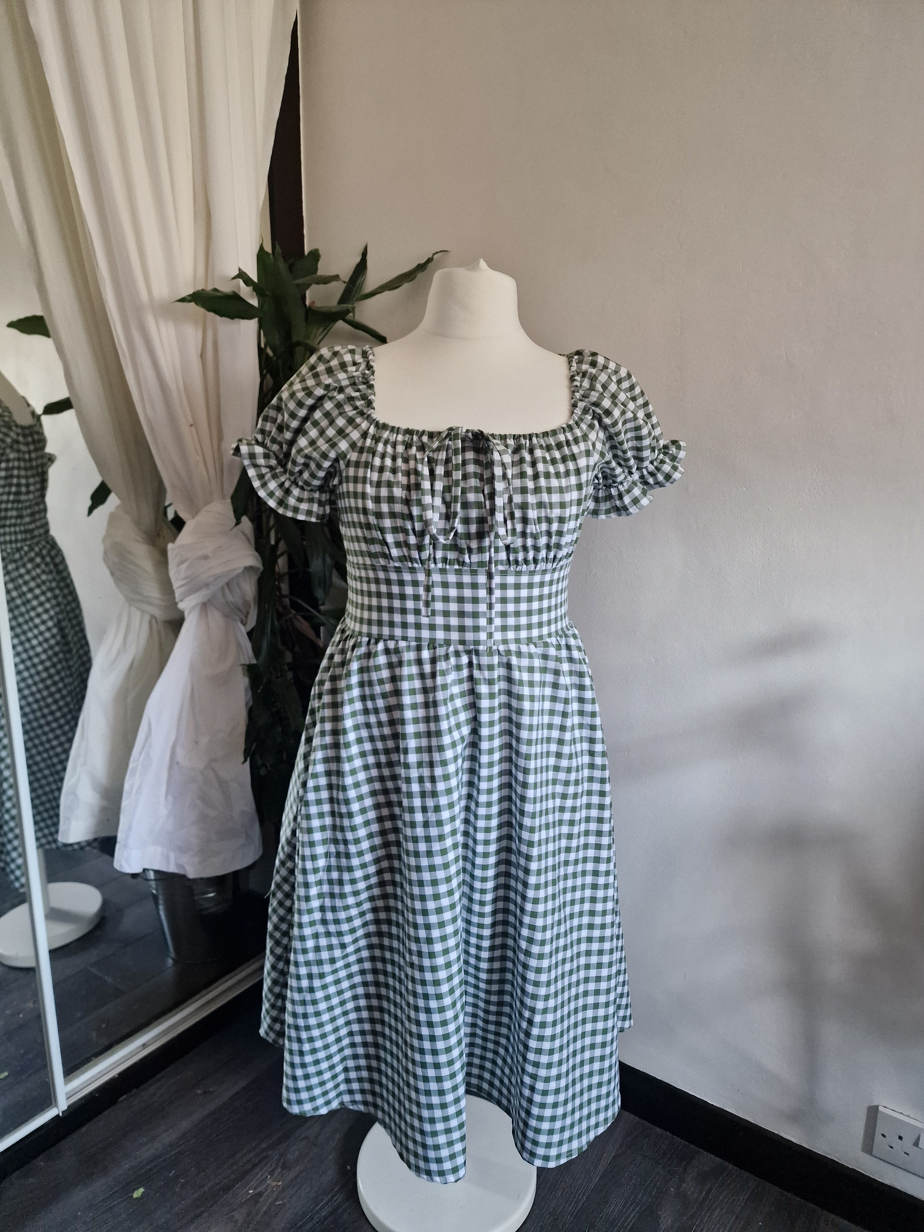 Milkmaid Dress (Create Your Own)
