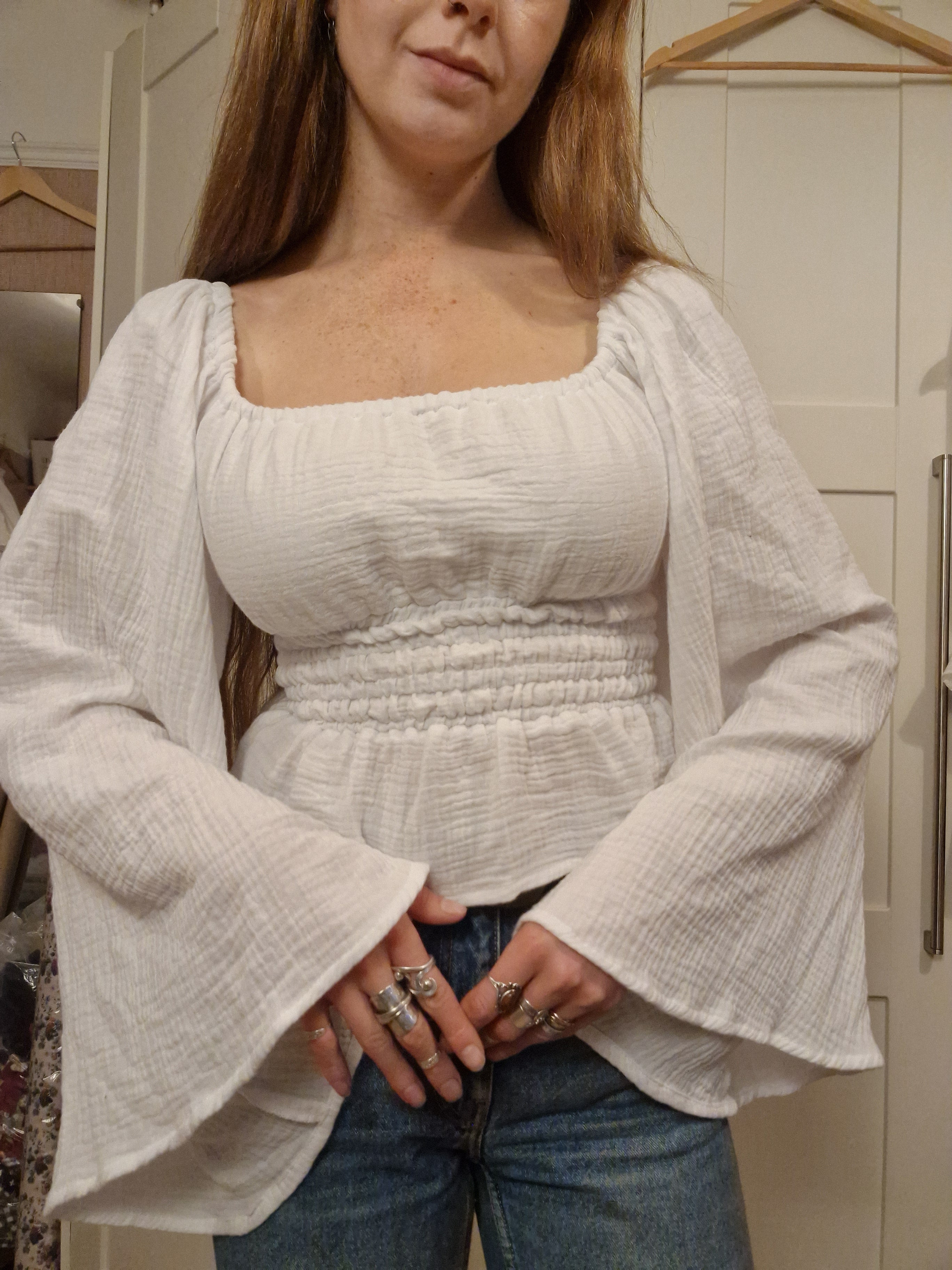 White whimsal top (UK 6-10)