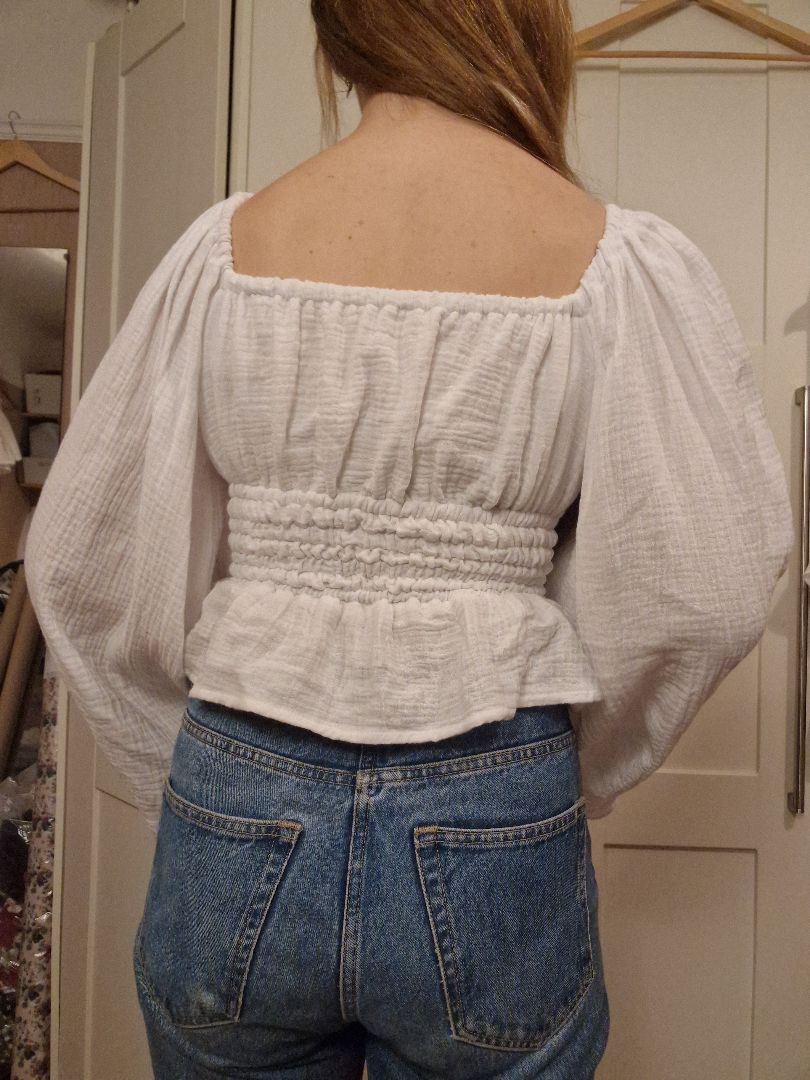 White whimsal top (UK 6-10)
