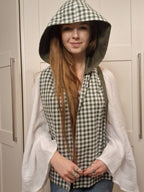Reversible hood scarf