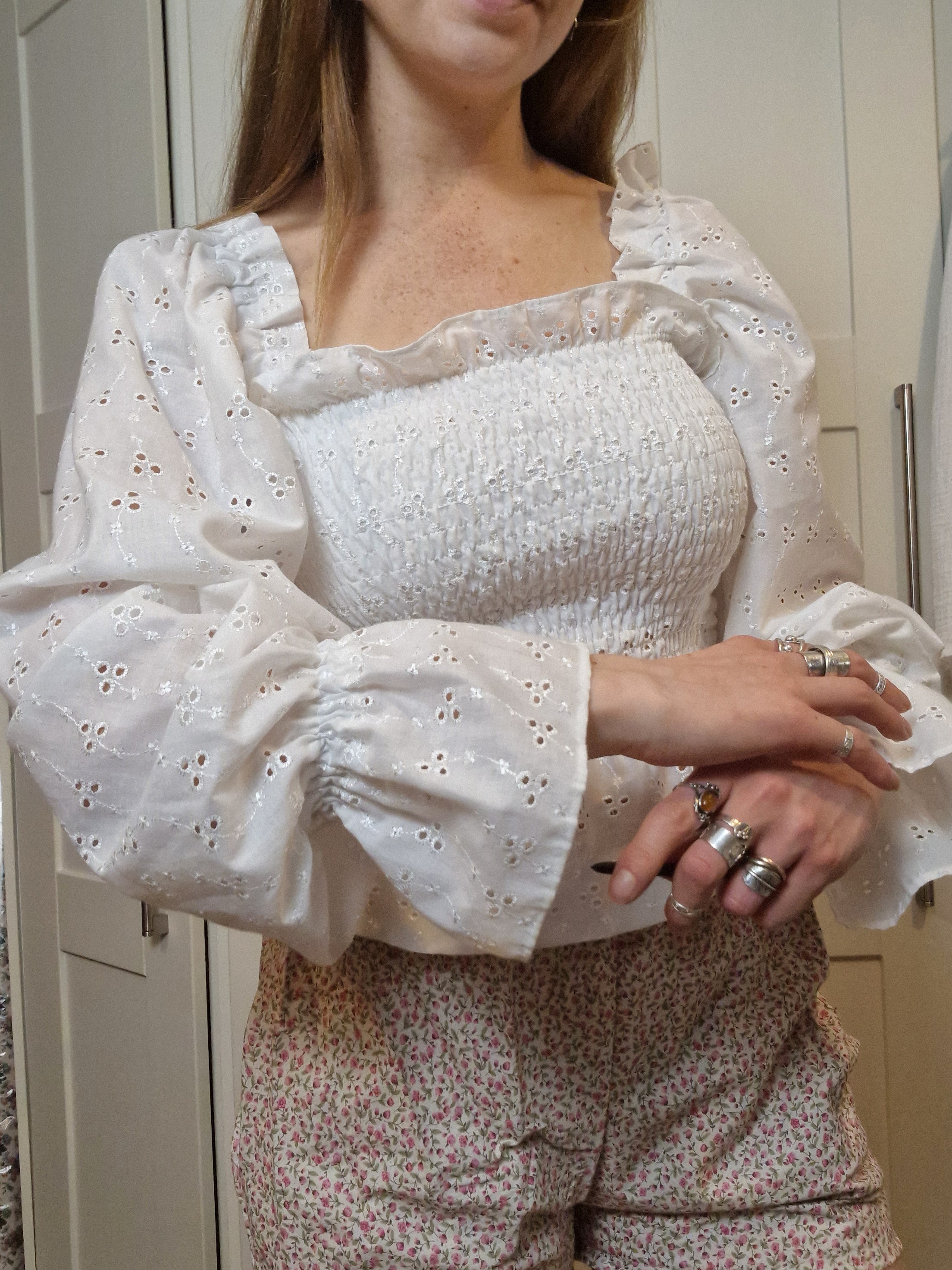 White puff sleeves top(UK 6-10)