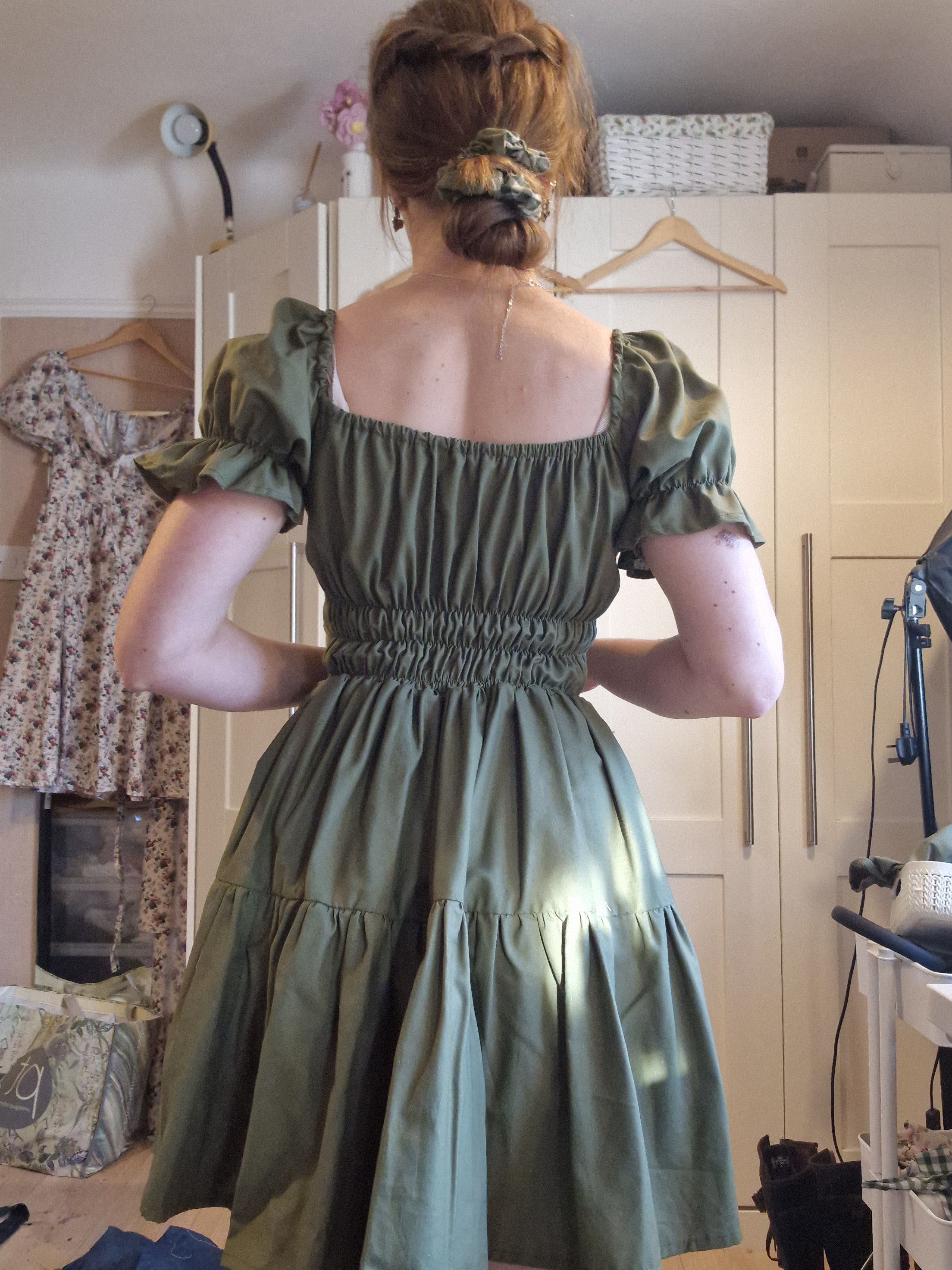 Moss green harvest dress UK 6-8 Dreaming Of Ivy Moss green harvest dress UK 6-8 Dreaming Of Ivy