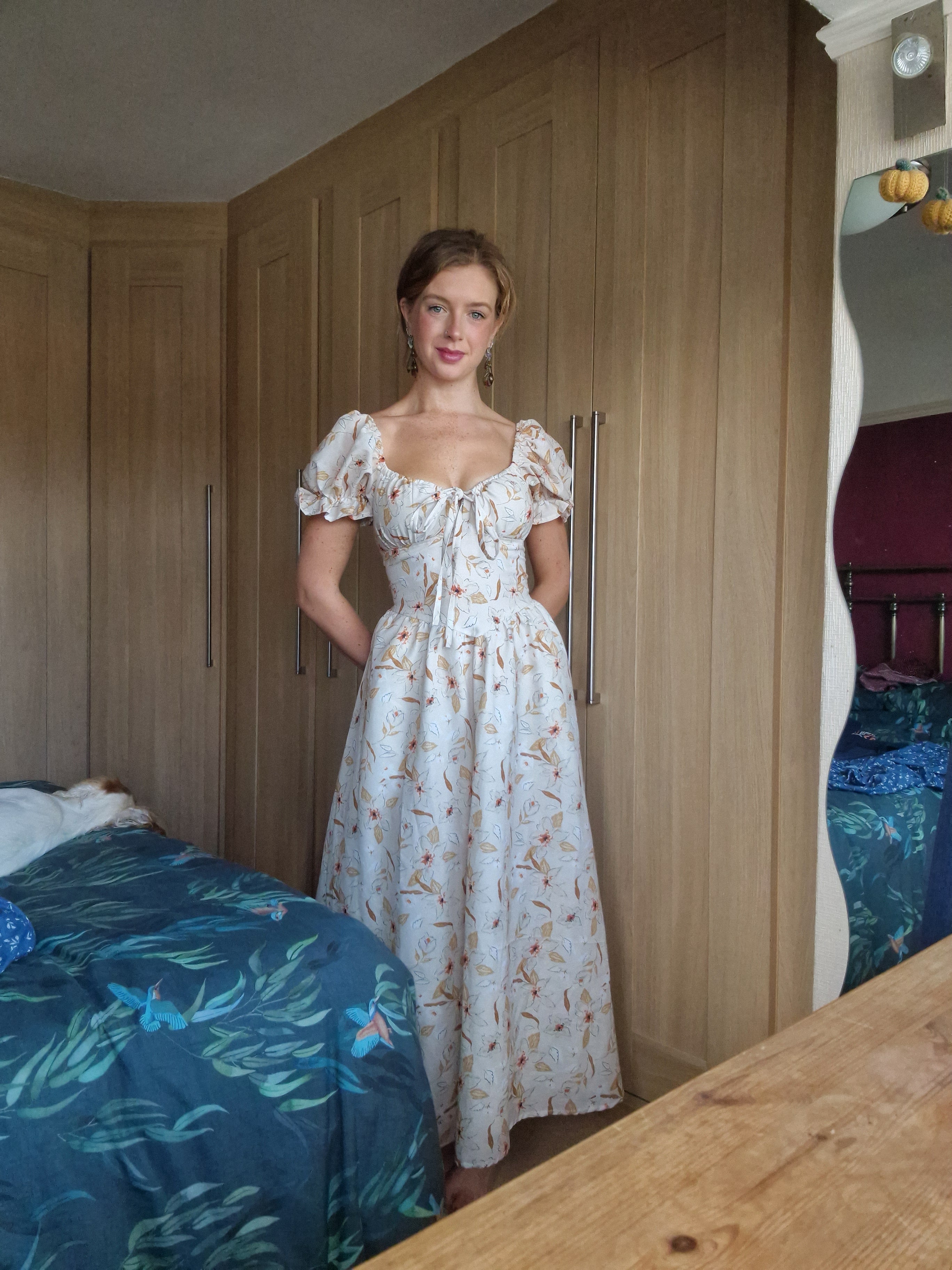 Sweetheart dress (v waist, laceup back, puff sleeves, functional bust bow)