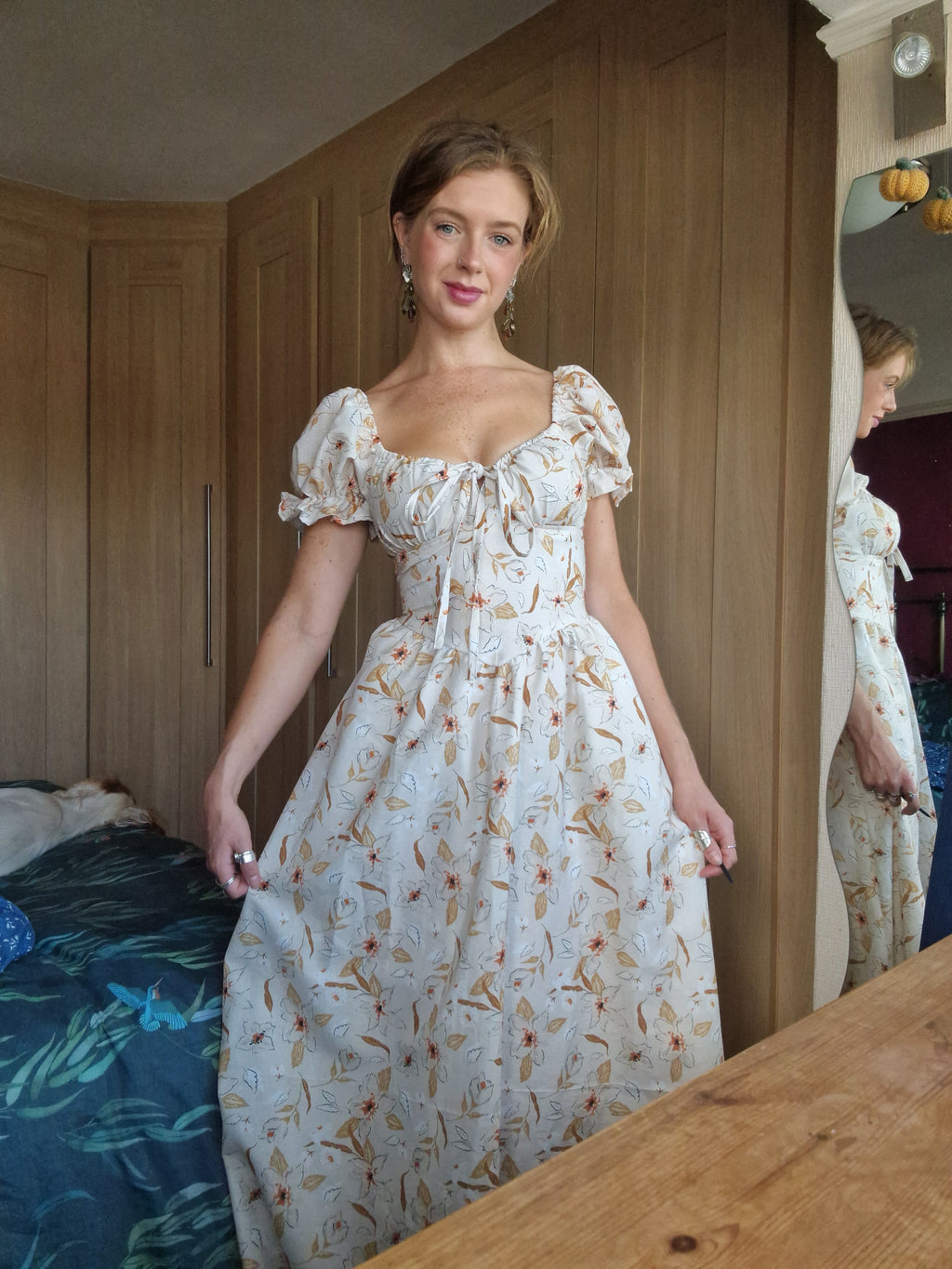 Sweetheart dress (v waist, laceup back, puff sleeves, functional bust bow)