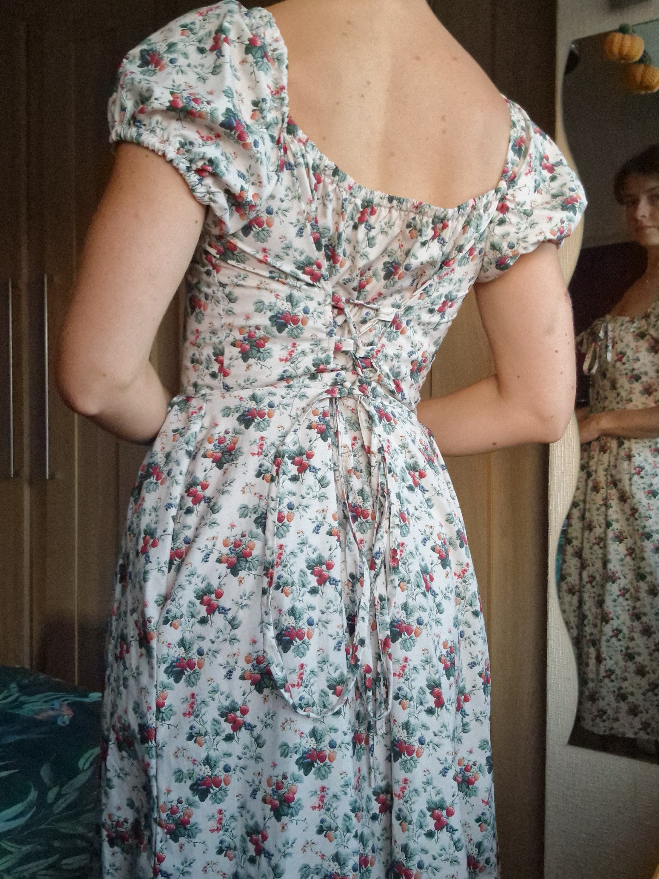 English Berry Classic Dress UK 12/14