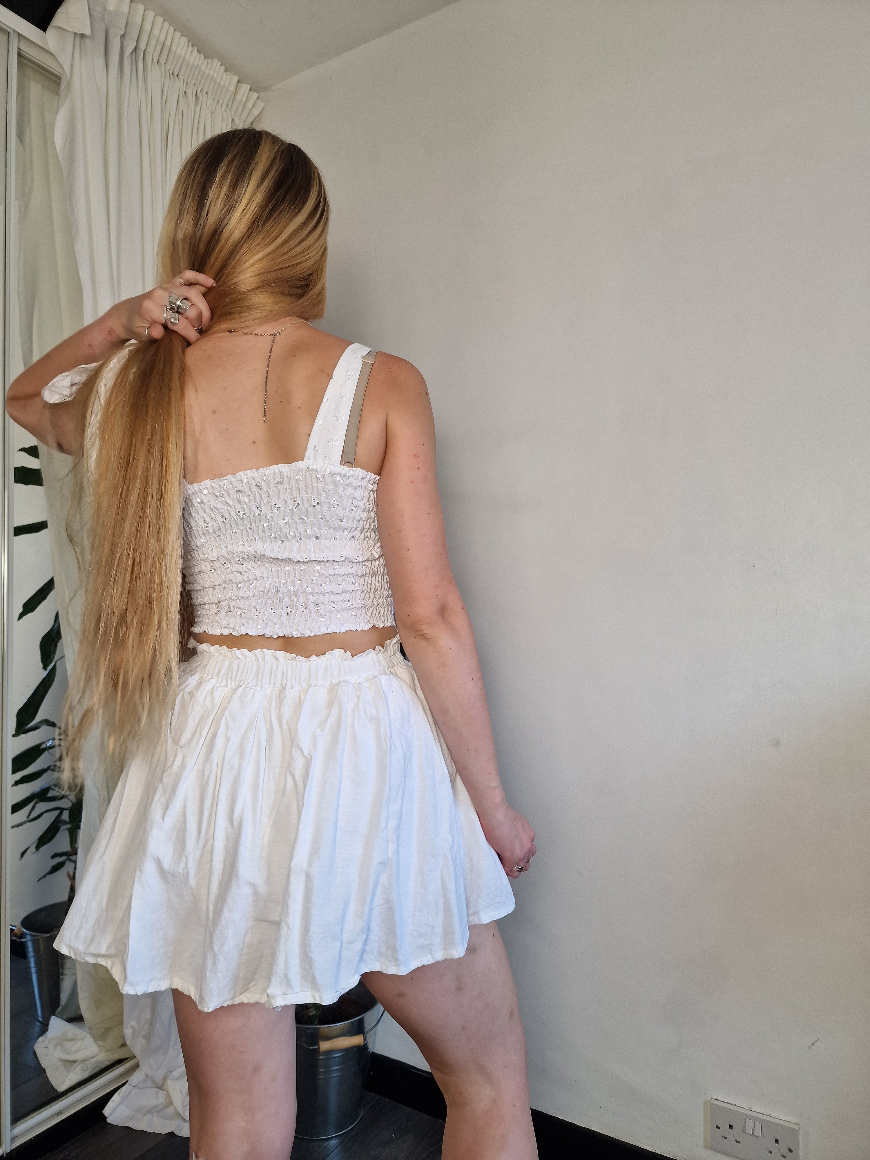 White hook and eye blouse (sample UK 6/8)