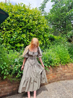 Sage two piece set UK 6-8