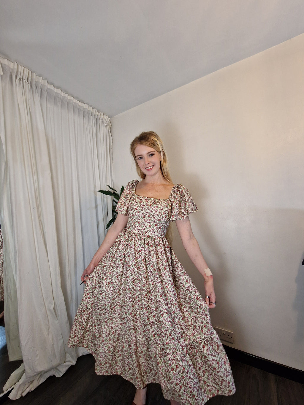 Classic Dress(Customisable)