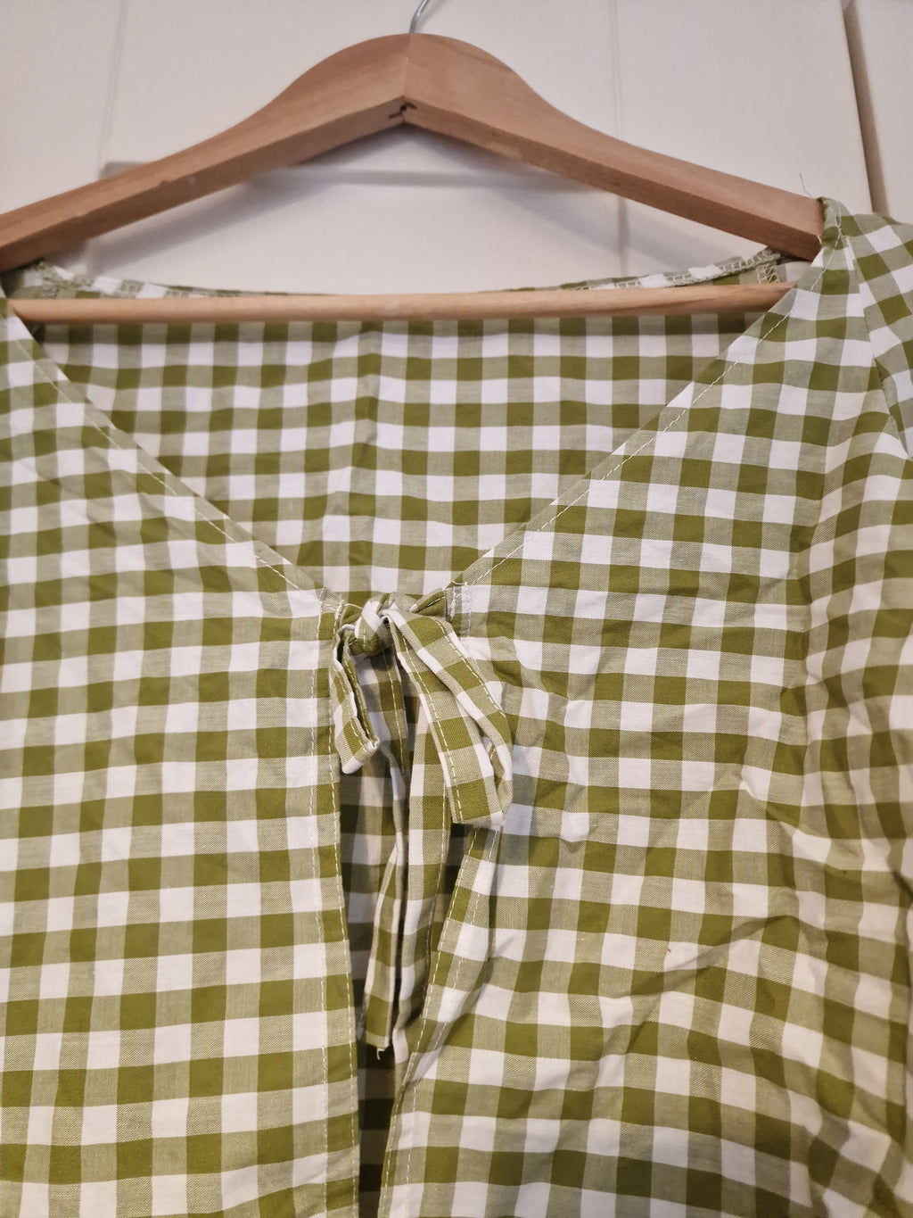 Tie front top